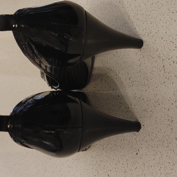 Via- Spiga heels. Size 6. - Picture 6 of 12